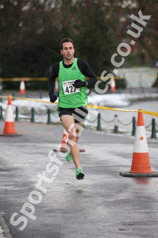 Ryan McLeod on his way to winning the Saltwell 10k Road Race.